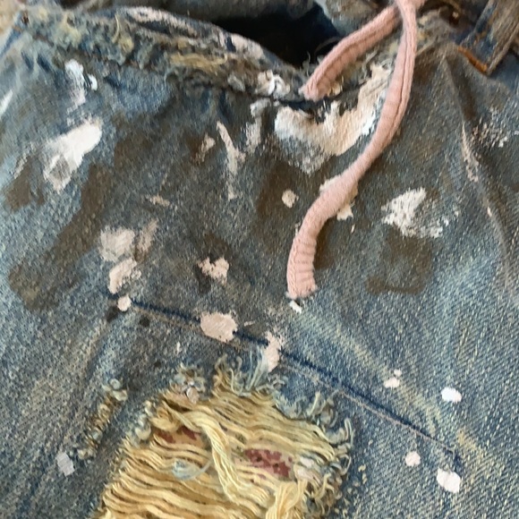Magnolia Pearl Cotten Minor Paint Splatter Jeans - Picture 9 of 15